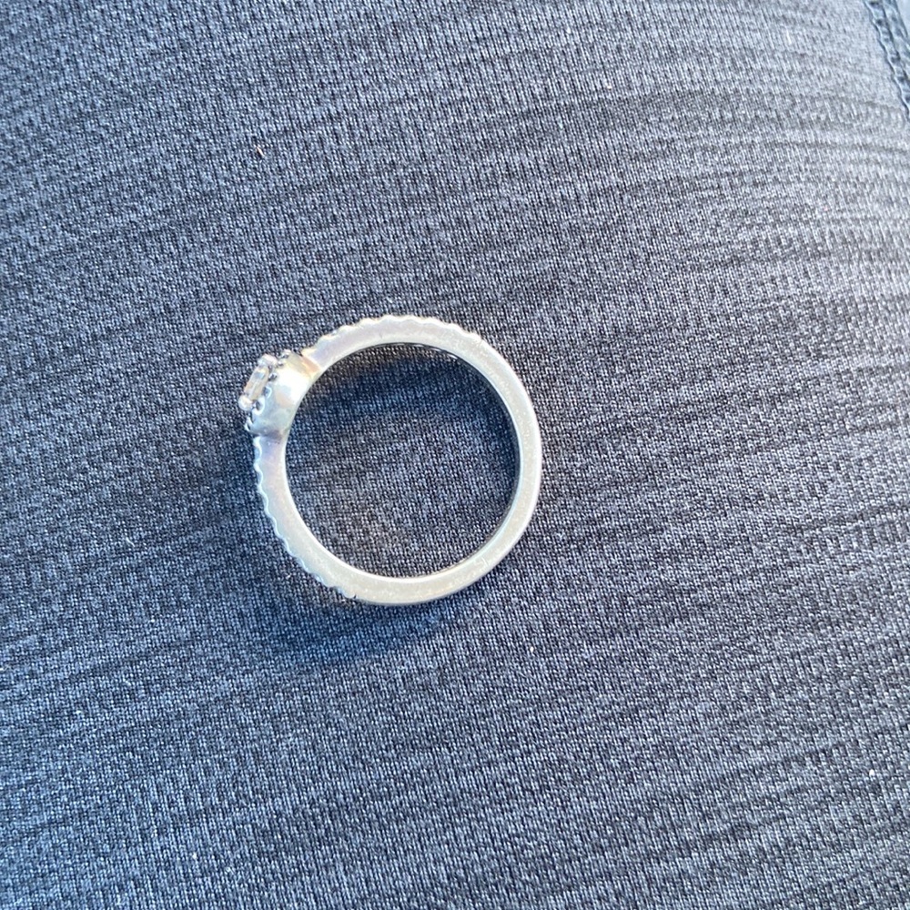Pandora tear drop ring